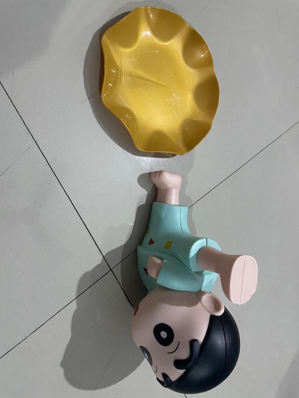 Shinchan Tray Holder – Cute & Durable Multipurpose Storage Tray | NISHU Superstores