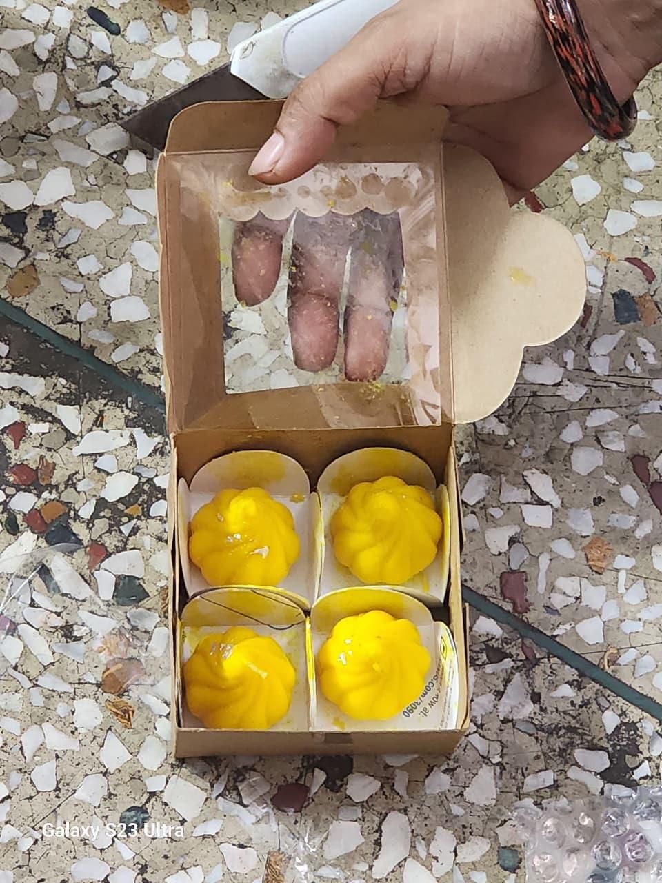 Modak Shaped Candles – Pack of 4 Decorative Festive Candles | NISHU Superstores