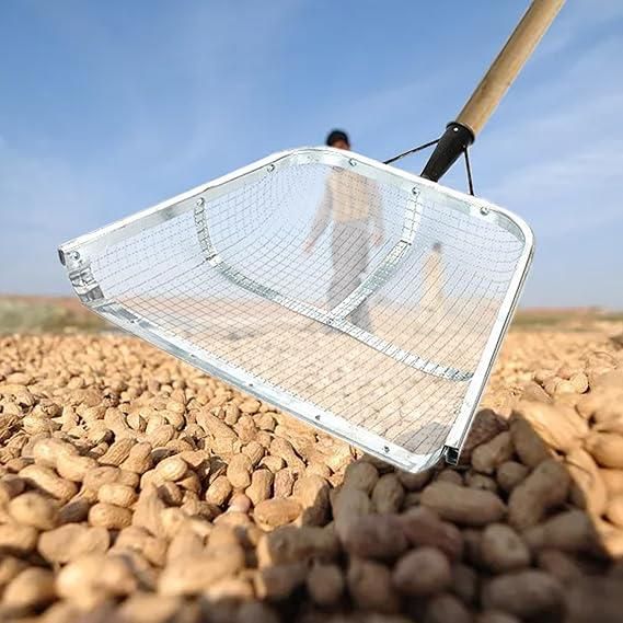 Heavy Shovel for Soil Lifting – Durable Gardening Tool | NISHU Superstores