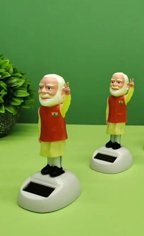 🇮🇳 Solar Waving Modi Ji Statue – Pack of 2 | NISHU Superstores