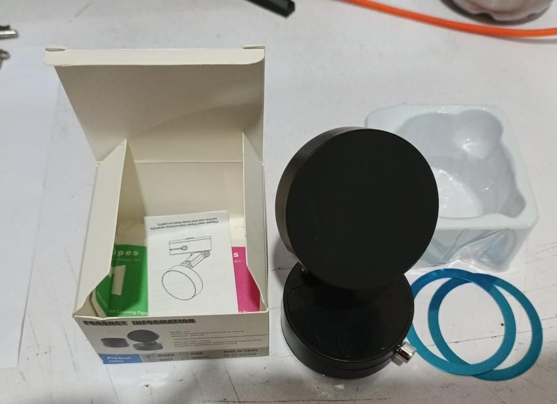Vacuum Magnetic Suction Phone Holder – 360° Rotating Car Mount | NISHU Superstores
