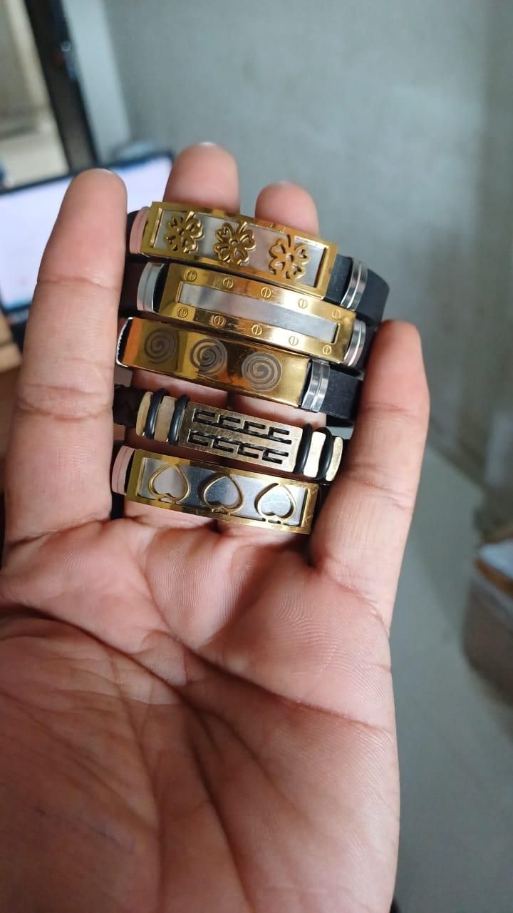 Fashionable Men’s Silicone Wristband – Durable & Stylish (Random Design) | NISHU Superstores