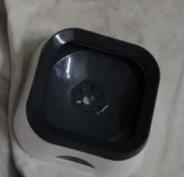 Floating Anti-Overflow Pet Water Bowl – Spill-Proof Design | NISHU Superstores