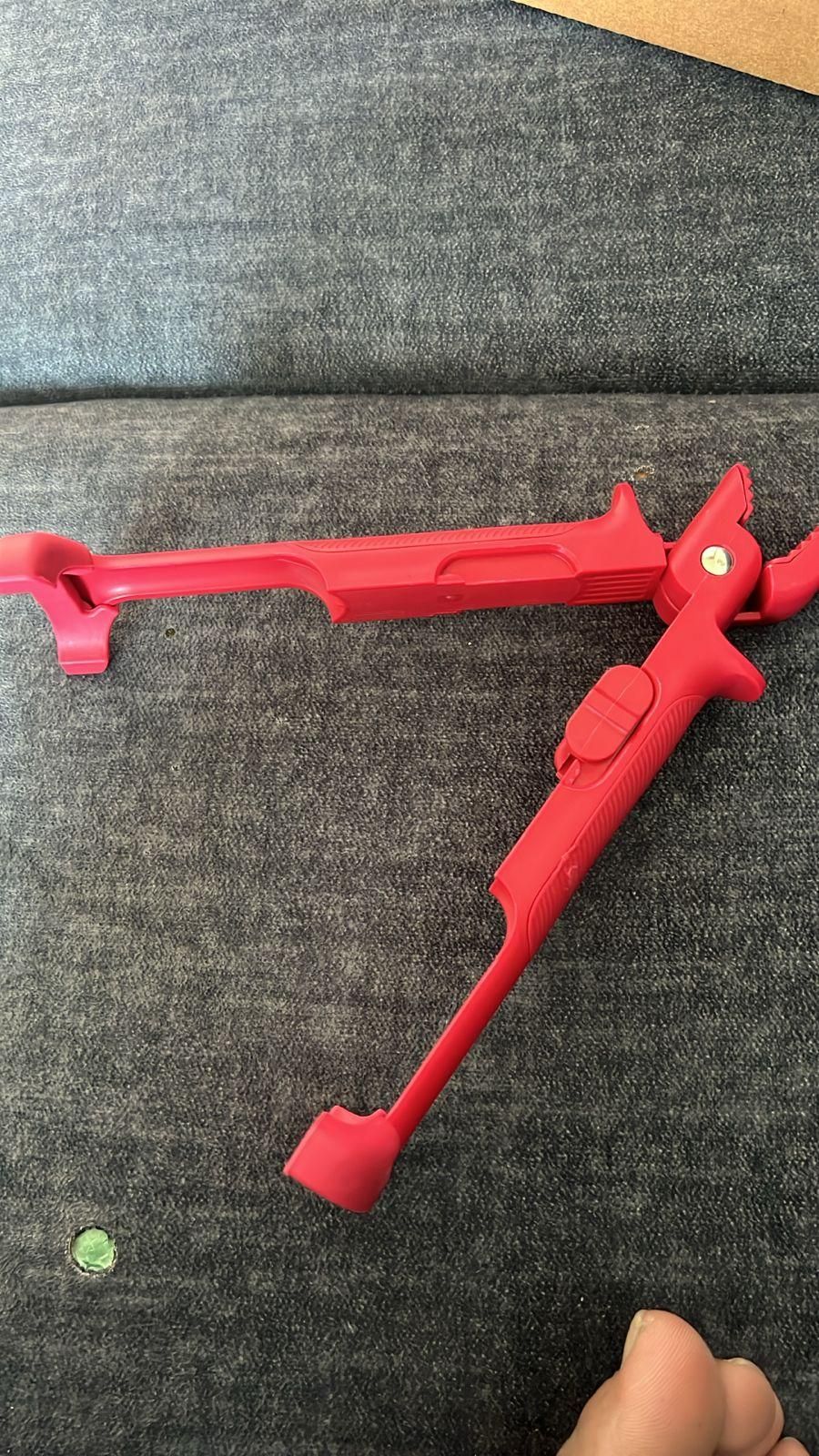 Pot Pan Gripper Tongs – Anti-Scalding Heat Resistant Clip for Kitchen & Commercial Use | NISHU Superstores