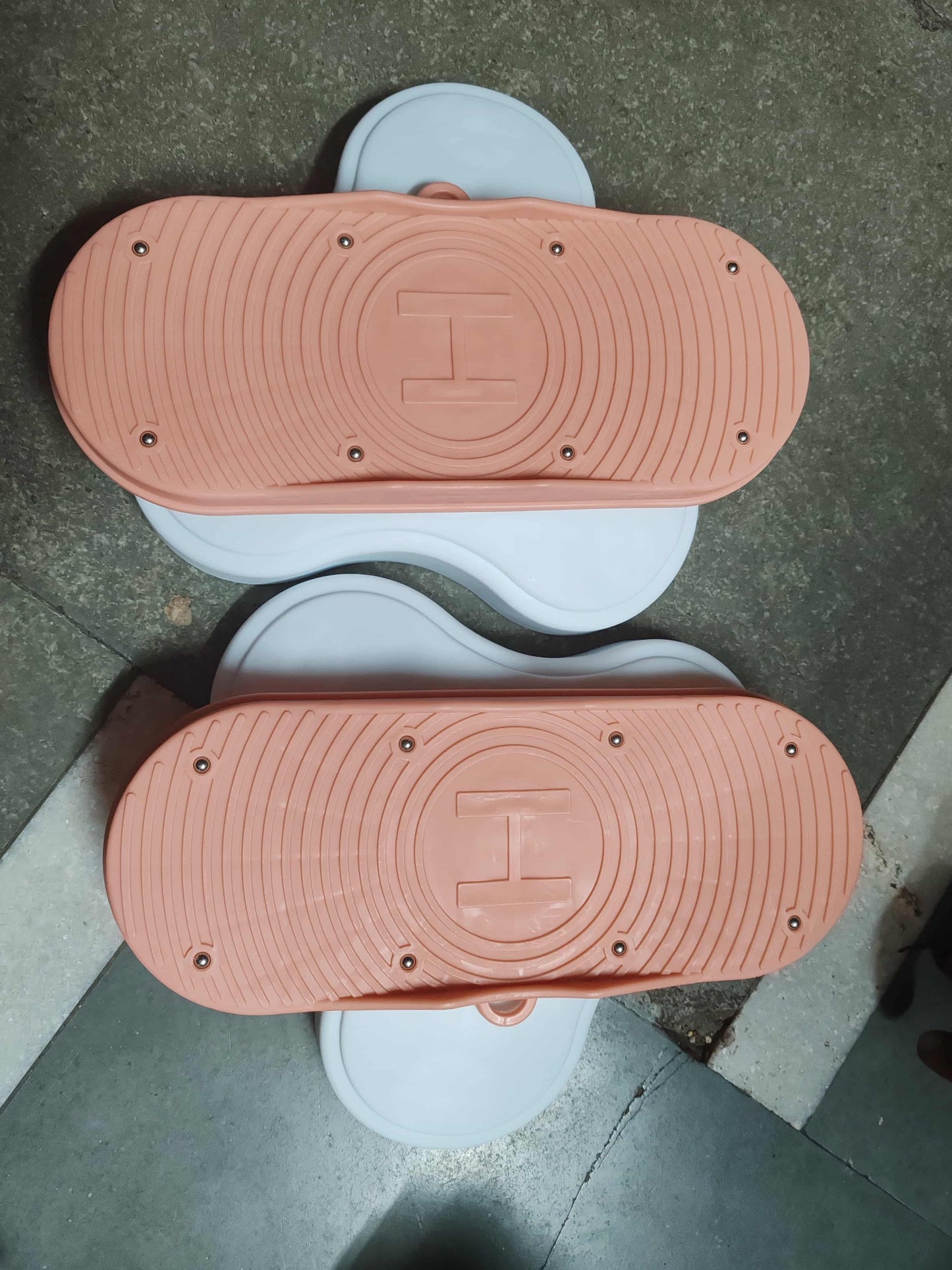 Rotating Waist Plate – Fitness Twister for Home Workout | NISHU Superstores