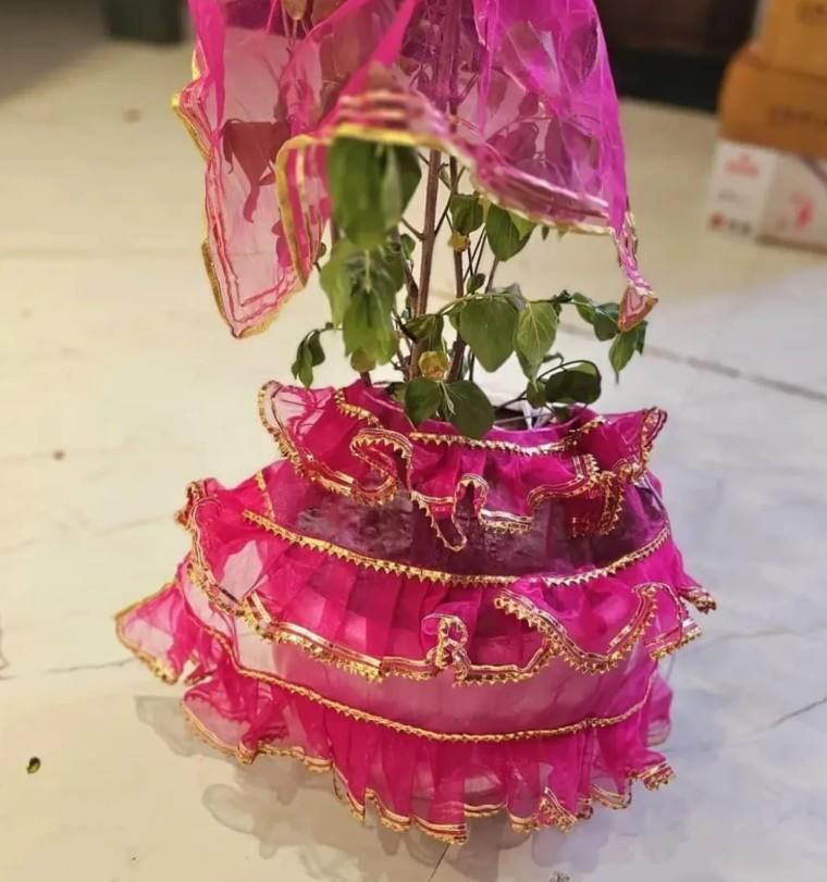 Tulsi Vastram – Lehenga & Chunni Set for Tulasi Vivah | NISHU Superstores