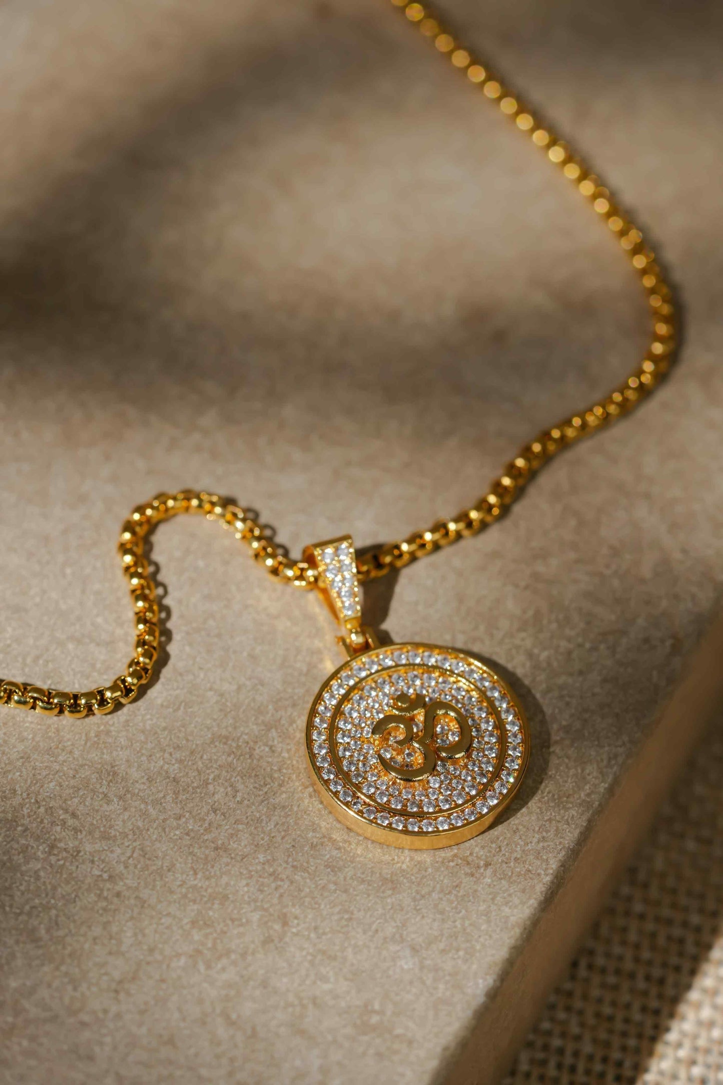 Om Symbol Pendant with Chain – Spiritual & Stylish Jewelry | NISHU Superstores