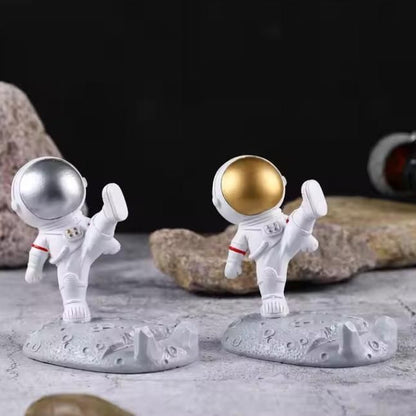Nordic Style Astronaut Mobile Phone Stand – Creative Desk Holder | NISHU Superstores