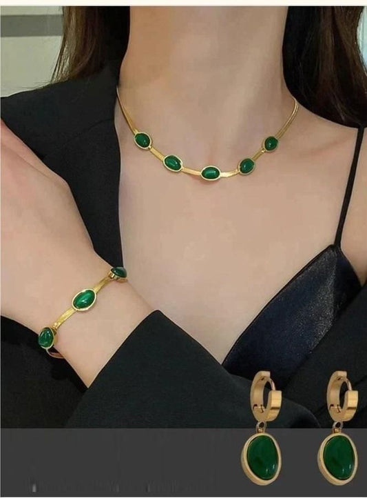 Oval Green Crystal Pendant Necklace & Bracelet Set | NISHU Superstores