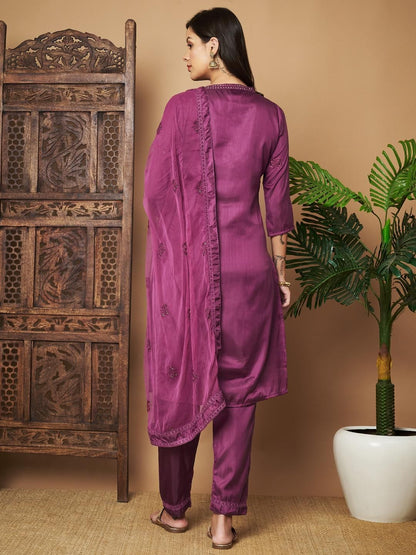 Women’s Embroidered Straight Kurta Set with Dupatta – Elegant Ethnic Wear | NISHU Superstores
