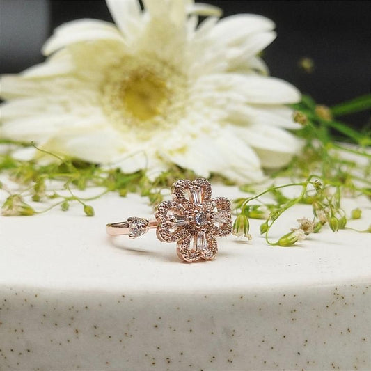 Four-Leaf Clover Spinning Gold Ring – Stylish & Adjustable Fashion Jewelry | NISHU Superstores