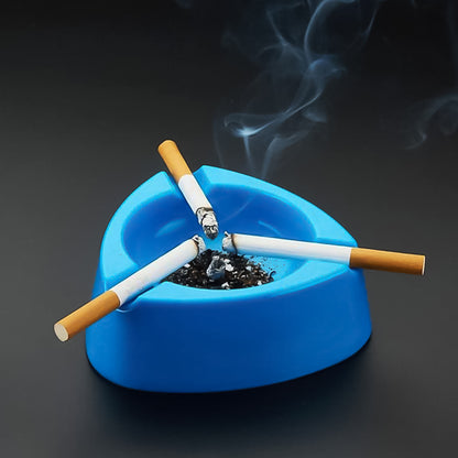 Heavy Duty Plastic Ashtray (Mix Color  1 Pc)