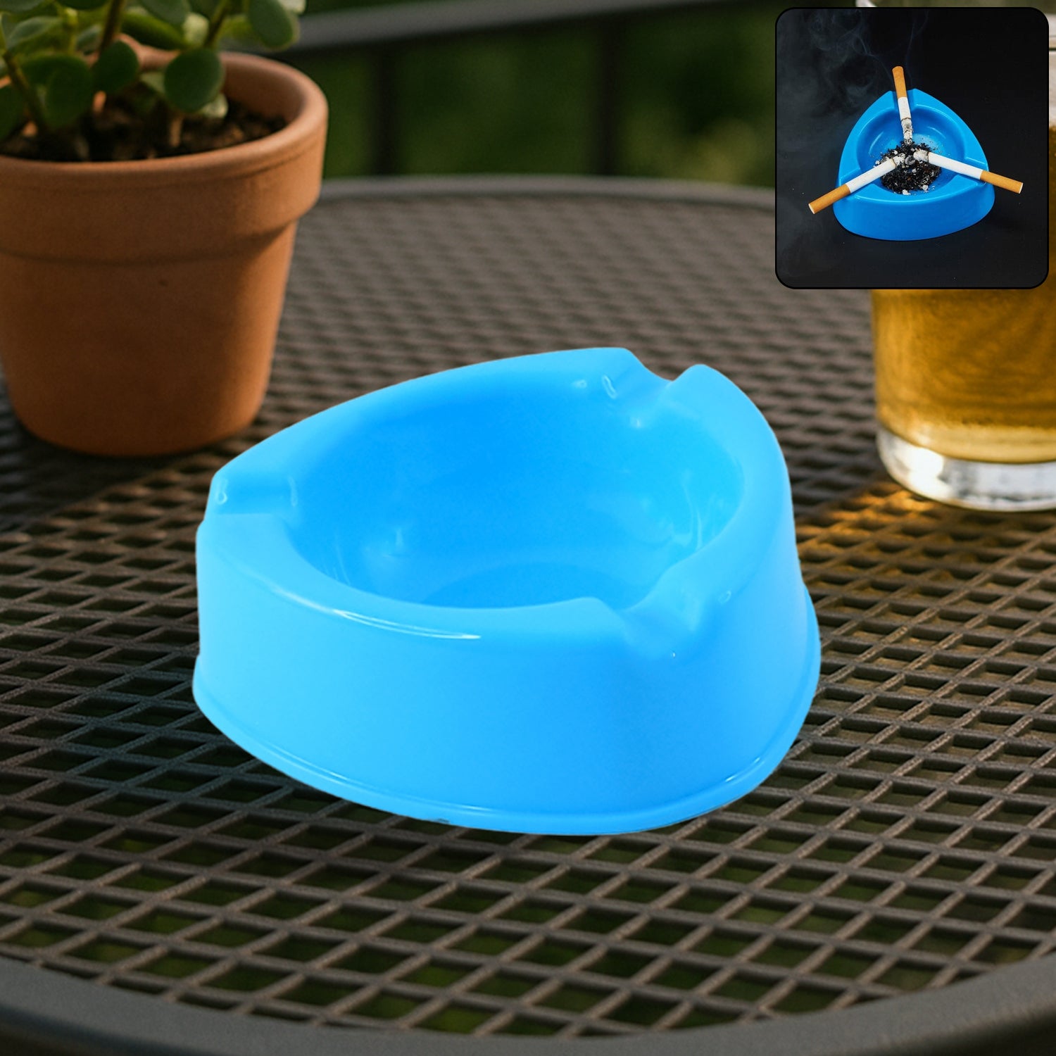 Heavy Duty Plastic Ashtray (Mix Color  1 Pc)